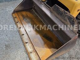 CATERPILLAR 226B