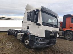 MAN TGL 12.250 Euro6 4x2 AHK