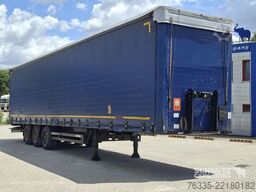Kögel Curtainsider Mega