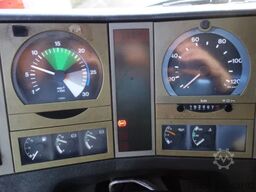 MAN 18-272 MANUAL POMP 6 CIL VACUUM TOILET TRUCK