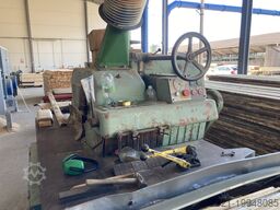 MEZ Frenštát p. Radh. F200