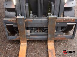 Linde E25-01 Li ion Triplex