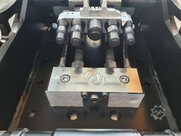 OilQuick OQ65 Adapterplatte für Westtech & mehr / NEU