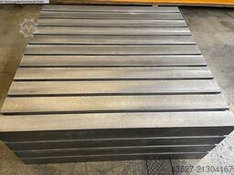 GERD WOLFF 1500 x 1500 x 600 mm