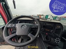 Mercedes-Benz Arocs 1943