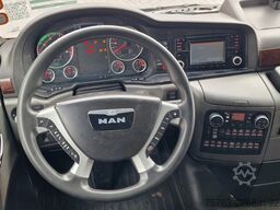 MAN TGX 26.480 6x2*4 - Menke 3 deck livestock 50.40...