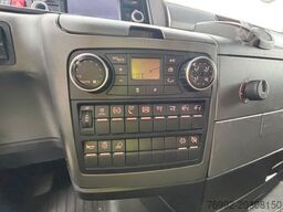 MAN TGX 26.480 mit Ladebordwand