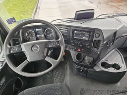 MERCEDES-BENZ AROCS 3251