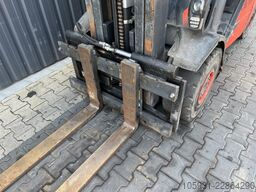 Linde H35T-02