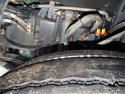 VOLVO FMX 460 6x4 liftachse Abrollkipper KRAN 13m FUNK