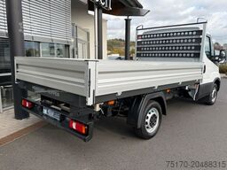 IVECO Daily 35S14 A8*R3.450mm*Automatik*Kamera*3Sitze*