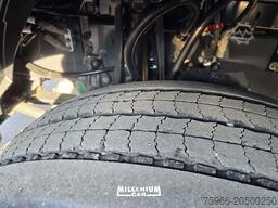 Volvo VOLVO 500 KM 300MILA 2023