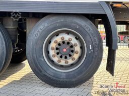 Lamberet LAMBERET SR2L FRIGO CARRIER VECTOR19 MT TAIL-L