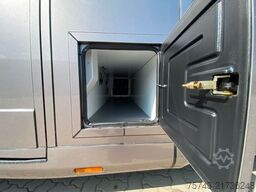 RENAULT Master STX 5 Sitzer Haras ex. Lang Automatik
