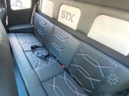 RENAULT Master STX 5 Sitzer Haras ex. Lang Automatik
