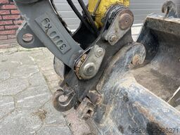 NEUSON EZ36 minigraver / centrale smering