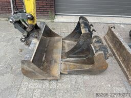 NEUSON EZ36 minigraver / centrale smering