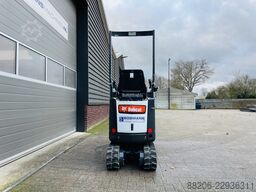 BOBCAT E10z minigraver NIEUW incl CW05 wissel + 3 bakken