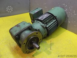 SEW EURODRIVE SF30DT71D-88A/TF