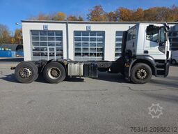 IVECO AD260X40Y/PS HR ON*Rechtslenker*