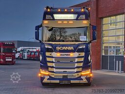 Scania 770S V8 NGS Highline 6x2 - Retarder - Night cli...