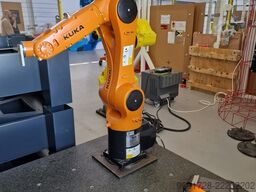KUKA KR6 R900 sixx