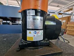 KUKA KR6 R900 sixx