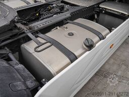 DAF XG480 FT + 1195Liter + Intarder + Skirts