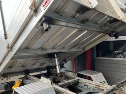 MERCEDES-BENZ Sprinter 516 CDI Doka 3-Sitzer Klima AHK 3,5t
