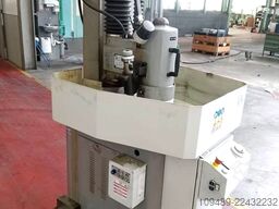 DELTA LC 400 Rundtischschleifmaschine