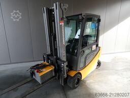 Jungheinrich EFG 320 Li
