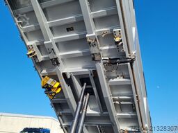 MAN TGS 35.500 BB 8x4 Bordmatik