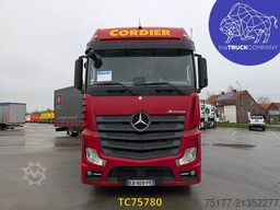 Mercedes-Benz Actros 2548
