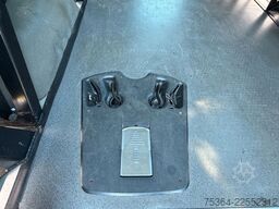 MERCEDES-BENZ Sprinter 314 BlueTEC 9 Sitze Rollstuhllift Klima