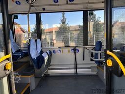 SOLARIS Urbino 8.9 LE Midi K    3-PUNKT-Gurte