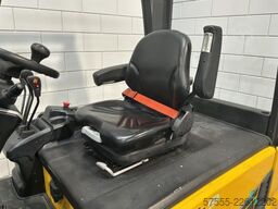 Hyundai 30BH-9