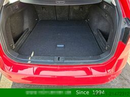 VOLKSWAGEN Passat Variant Business Navigation