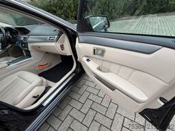 MERCEDES-BENZ E 300 BlueTEC HYBRID Navi Leder PDC LED EURO 5