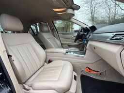 MERCEDES-BENZ E 300 BlueTEC HYBRID Navi Leder PDC LED EURO 5