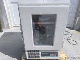 New Brunscwick Scientific Innova 4230