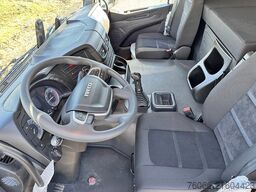 Iveco T-Way AT720T47TH Tractor Head (20 units)