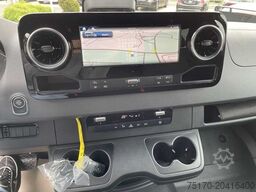 MERCEDES-BENZ Sprinter 319 CDI 4x4 DoKa Klima Stdheiz AHK LED