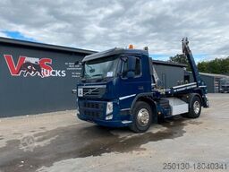 VOLVO FM 330 EU5 Gergen Absetzkipper m. Funk