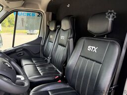 RENAULT Master STX 3 Sitzer  Haras / Hengste
