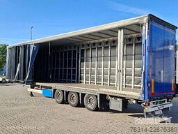 Schmitz Cargobull Curtainsider Mega Getränke