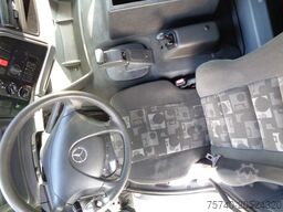 Mercedes-Benz AXOR 1823 + Dhollandia Lift