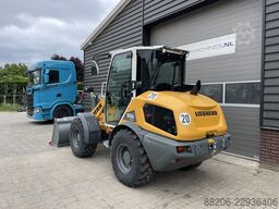 LIEBHERR L506 C compact shovel / kniklader NIEUW €775 LEASE