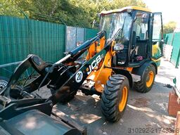 JCB 406