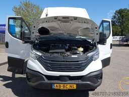 IVECO NEU Daily 65C18 24 Sitze