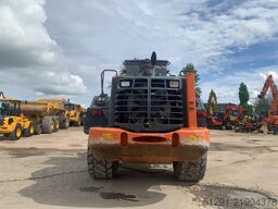 Hitachi ZW310
